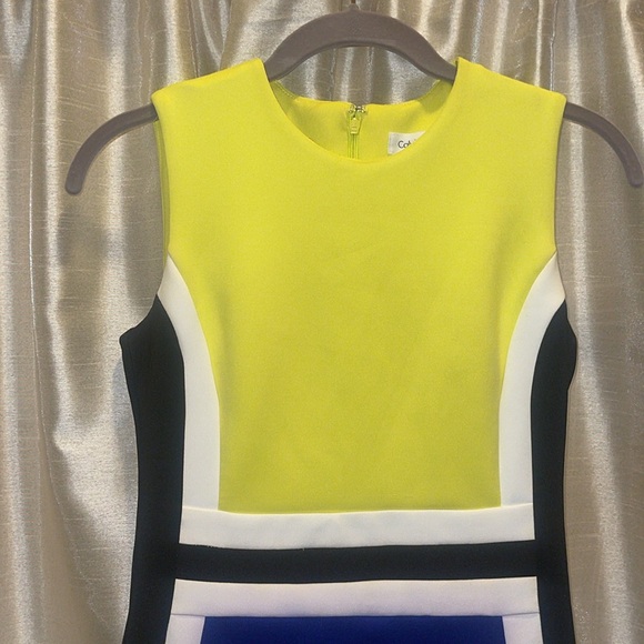 Dress - Picture 2 of 6